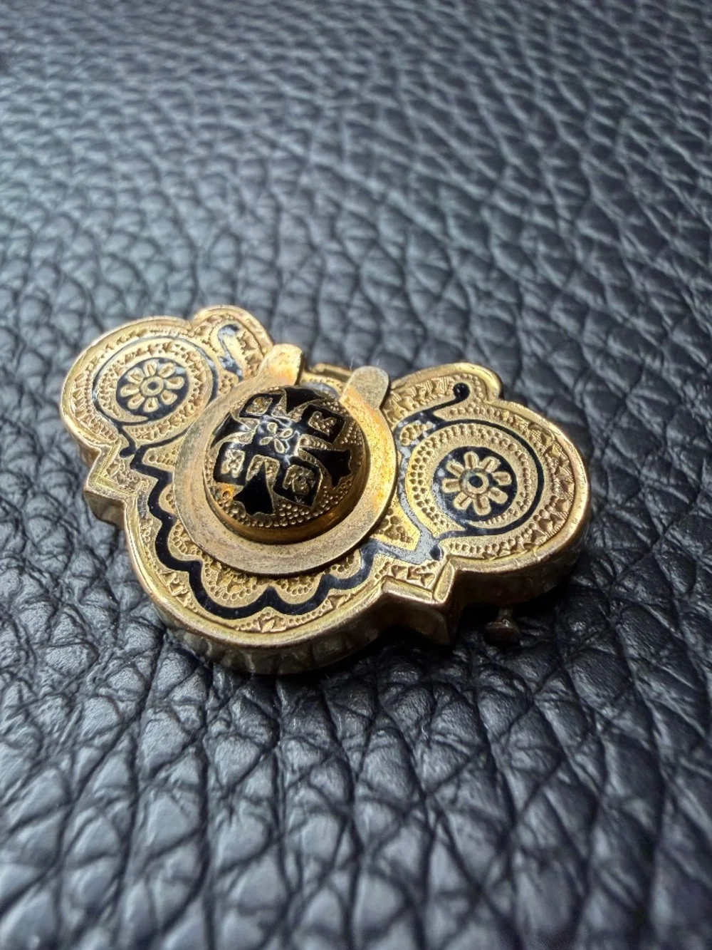 ORNATE Antique Victorian Edwardian Gold Filled Etched Pin Brooch C Clasp 1.25